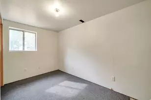 9468 S Turnpike Ln W, Sandy, UT 84070 - Photo 20