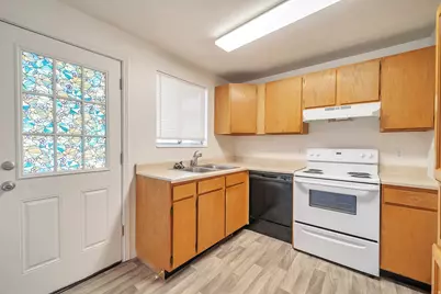 9468 S Turnpike Ln W, Sandy, UT 84070 - Photo 6