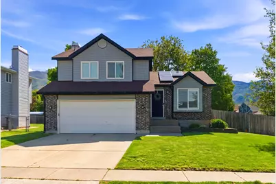 1691 S 300 E, Kaysville, UT 84037 - Photo 2