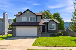 1691 S 300 E, Kaysville, UT 84037 - Photo 2