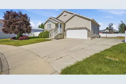 3076 S Alderstone Bay, West Valley, UT 84128 - Photo 2