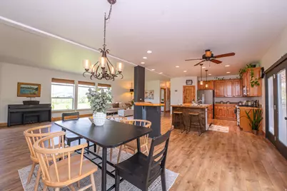 275 S 8600 E, Huntsville, UT 84317 - Photo 4