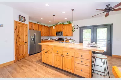 275 S 8600 E, Huntsville, UT 84317 - Photo 12