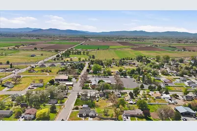 6985 N 2550 W, Honeyville, UT 84314 - Photo 38