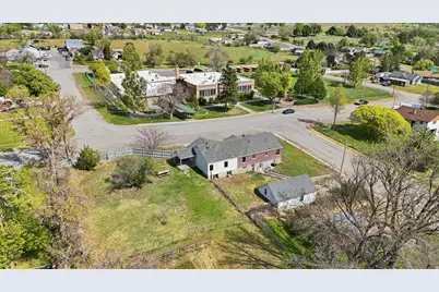 6985 N 2550 W, Honeyville, UT 84314 - Photo 34