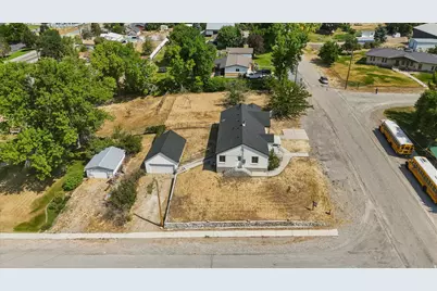 6985 N 2550 W, Honeyville, UT 84314 - Photo 32