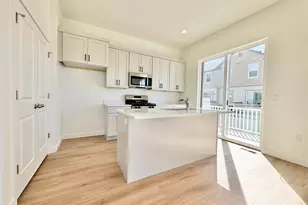 1650 N Main St, Layton, UT 84041 - Photo 6