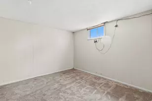 9771 S Amber Ln, Sandy, UT 84094 - Photo 16