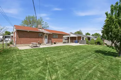9771 S Amber Ln, Sandy, UT 84094 - Photo 20
