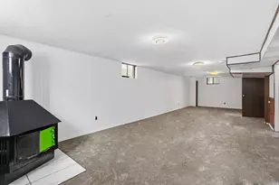 9771 S Amber Ln, Sandy, UT 84094 - Photo 14
