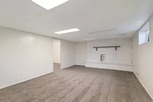5188 S 300 East St E, Washington Terrace, UT 84405 - Photo 22
