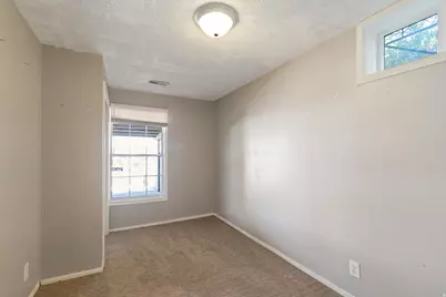 5188 S 300 E, Washington Terrace, UT 84405 - Photo 30