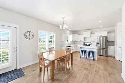 137 N 410 E, Vineyard, UT 84059 - Photo 8