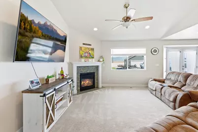 653 Gold Dust Rd, Grantsville, UT 84029 - Photo 8