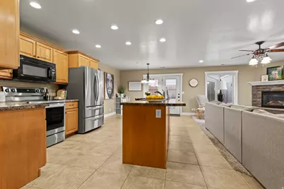 32 W Spring Creek Pkwy, Providence, UT 84332 - Photo 10