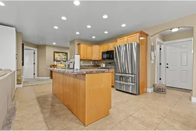 32 W Spring Creek Pkwy, Providence, UT 84332 - Photo 12
