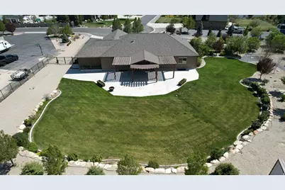 1627 E Lakeview Ln, Eagle Mountain, UT 84005 - Photo 82