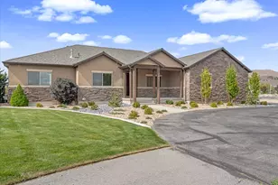 1627 E Lakeview Ln, Eagle Mountain, UT 84005 - Photo 1