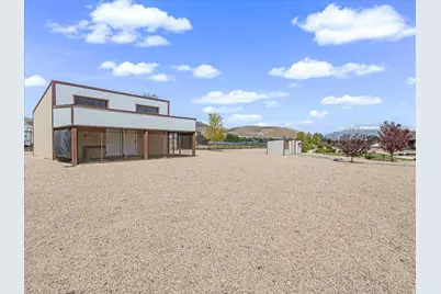 1627 E Lakeview Ln, Eagle Mountain, UT 84005 - Photo 74