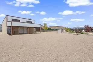 1627 E Lakeview Ln, Eagle Mountain, UT 84005 - Photo 74
