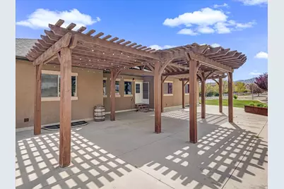 1627 E Lakeview Ln, Eagle Mountain, UT 84005 - Photo 66
