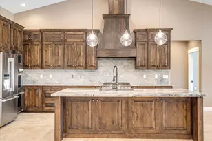1627 E Lakeview Ln, Eagle Mountain, UT 84005 - Photo 18
