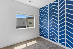 506 W 2200 N, Layton, UT 84041 - Photo 18