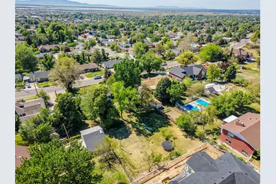 574 N 400 E, Centerville, UT 84014 - Photo 44