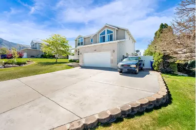 1039 E 4975 S, Ogden, UT 84403 - Photo 4