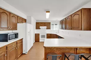 1039 E 4975 S, Ogden, UT 84403 - Photo 14
