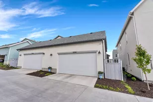 11348 S Silver Pond Dr, South Jordan, UT 84009 - Photo 32