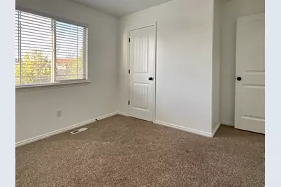 4588 E Evans Dr S, Eagle Mountain, UT 84005 - Photo 34