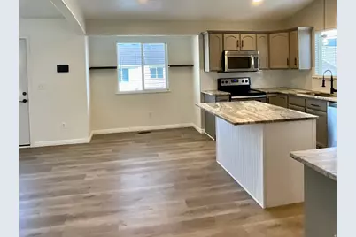 4588 E Evans Dr S, Eagle Mountain, UT 84005 - Photo 28