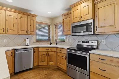 431 E 960 S, Salem, UT 84653 - Photo 14