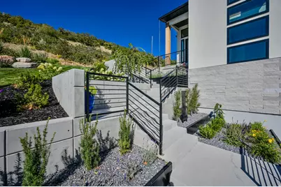 3381 E 9980 S, Sandy, UT 84092 - Photo 8