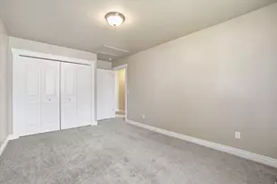 2333 N Garden Ln W, Layton, UT 84041 - Photo 20