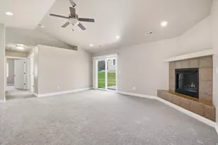 2333 N Garden Ln W, Layton, UT 84041 - Photo 12