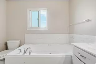 2333 N Garden Ln W, Layton, UT 84041 - Photo 16