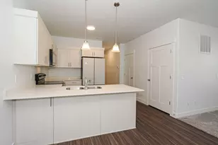 13742 S Hanley Ln, Riverton, UT 84096 - Photo 10