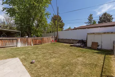 1278 E Chevy Chase Dr, Murray, UT 84117 - Photo 30
