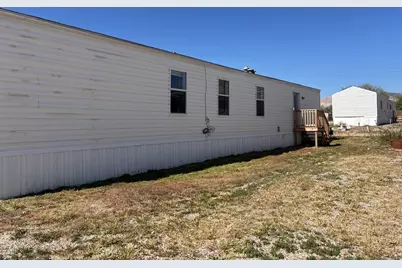 425 N Esquire Pkwy #42, Castle Dale, UT 84513 - Photo 2