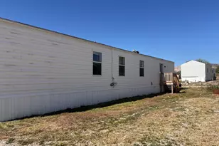 425 N Esquire Parkway, Castle Dale, UT 84513 - Photo 2