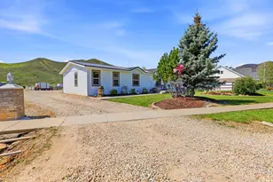 393 W Memorial Park Rd, Henefer, UT 84033 - Photo 36