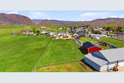 393 W Memorial Park Rd, Henefer, UT 84033 - Photo 34