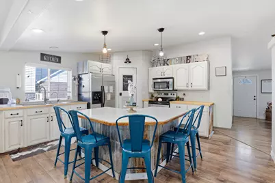 393 W Memorial Park Rd, Henefer, UT 84033 - Photo 8