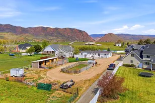 393 W Memorial Park Rd, Henefer, UT 84033 - Photo 4