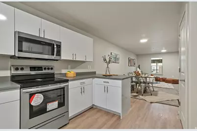 1140 W 950 N #B102, Orem, UT 84057 - Photo 4
