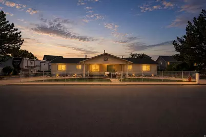 244 E Cherry St, Grantsville, UT 84029 - Photo 22