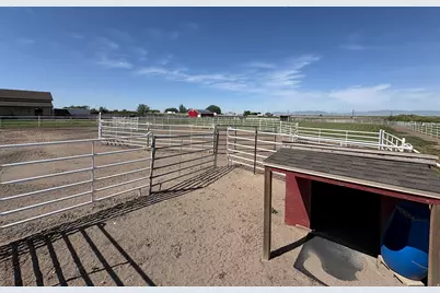 7456 S 950 W, Willard, UT 84340 - Photo 40