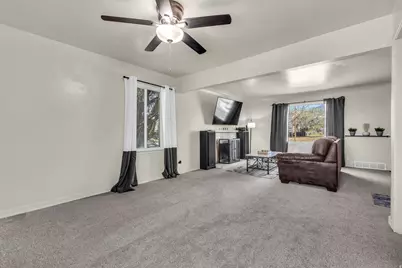 354 S 100 W, Tooele, UT 84074 - Photo 10
